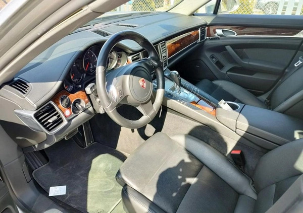 Porsche Panamera cena 120000 przebieg: 99500, rok produkcji 2012 z Częstochowa małe 79